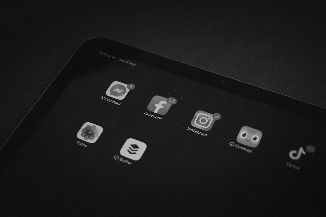 Dlaczego tradycyjna nauka języków nie działa u dorosłych - mateusz stasica pla school - duolingo aplikacje fiszki